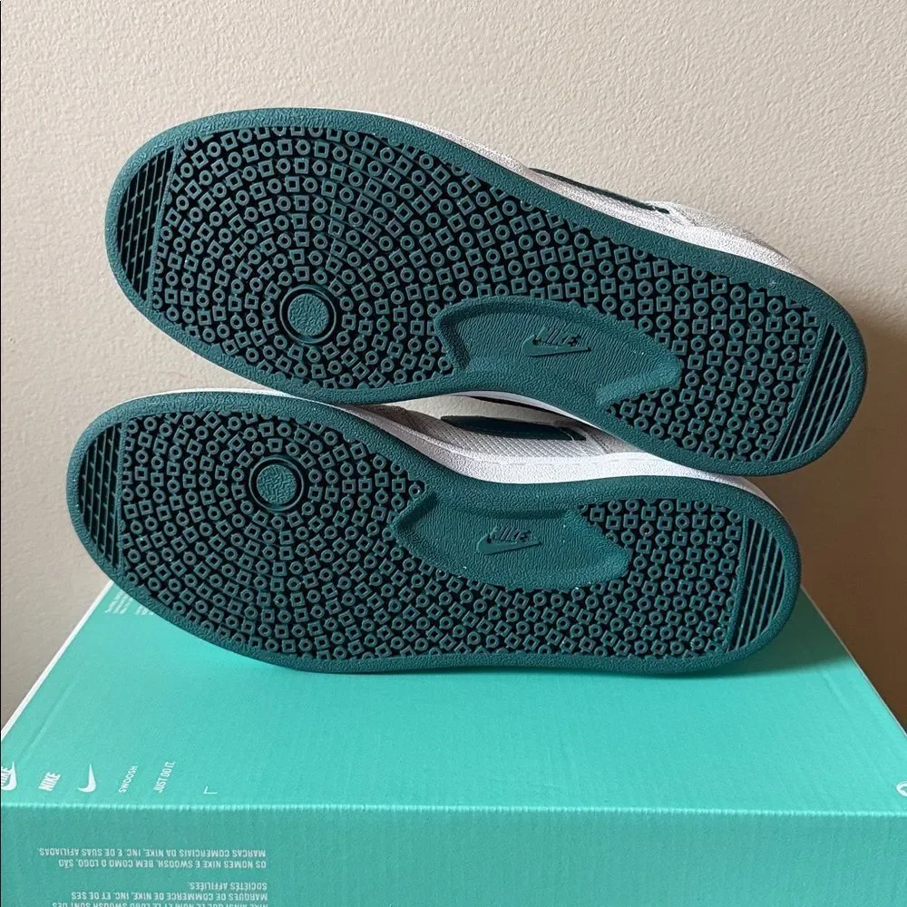 Nike SB Alleyoop GS Grey Teal  CJ0883-003 Size 6.5Y